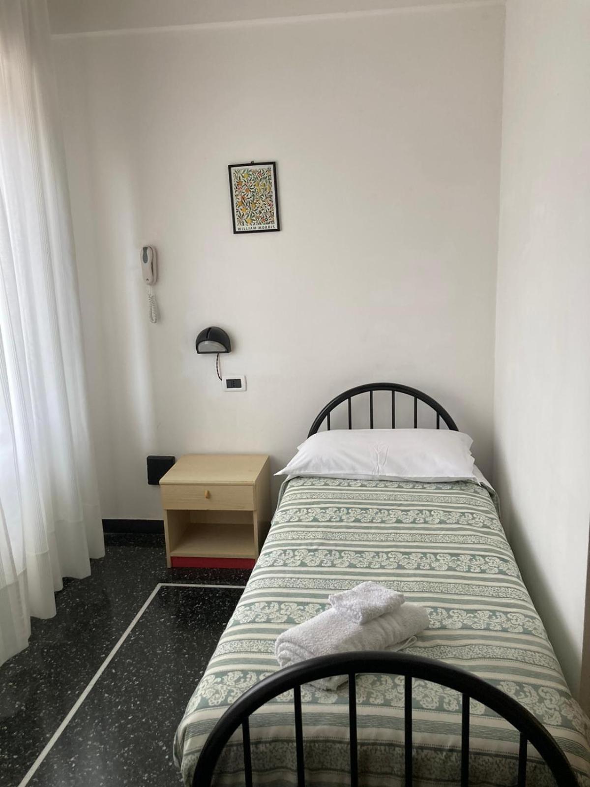Hotel La Pineta Cogoleto Ngoại thất bức ảnh